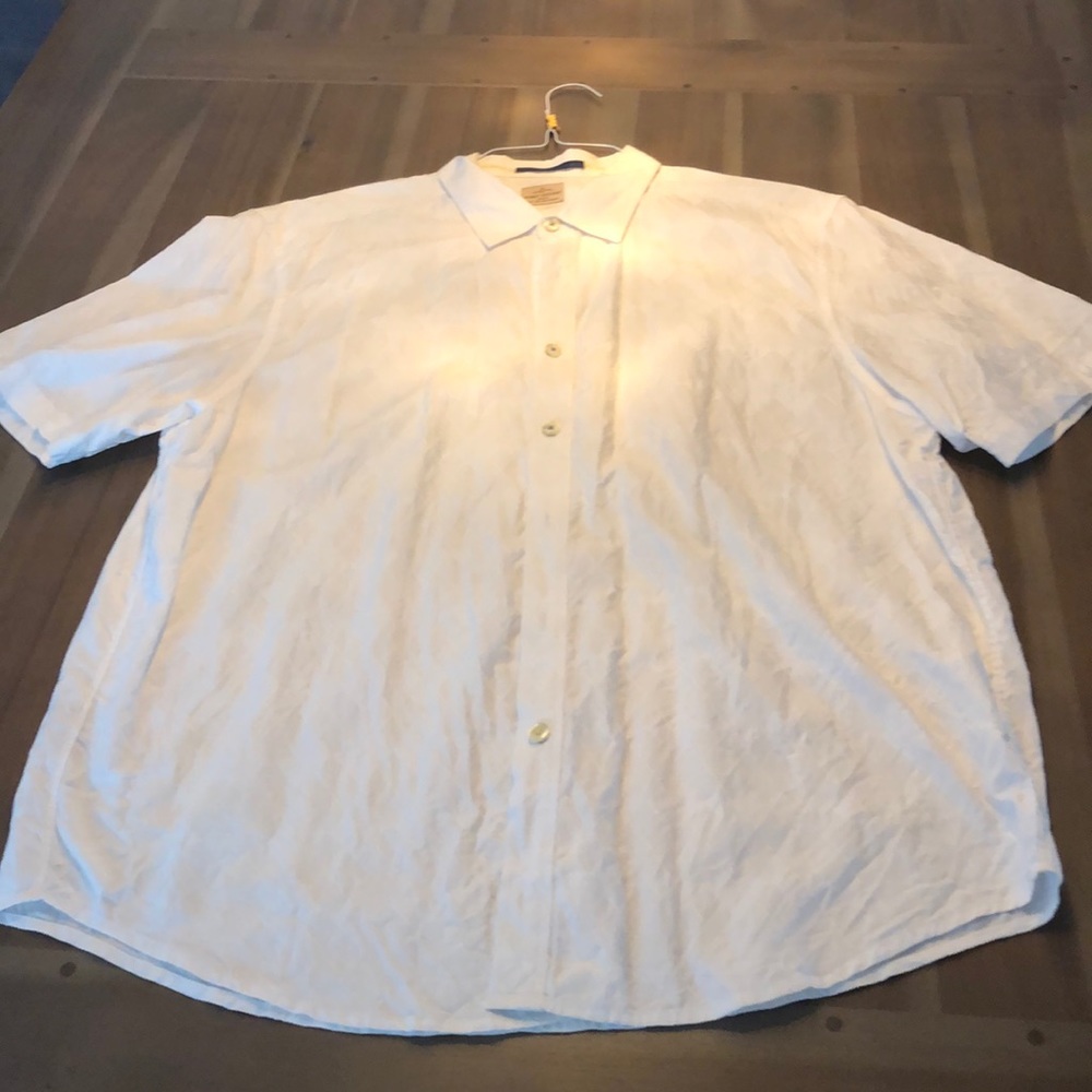 Tommy Bahamas shirt sleeve white button down